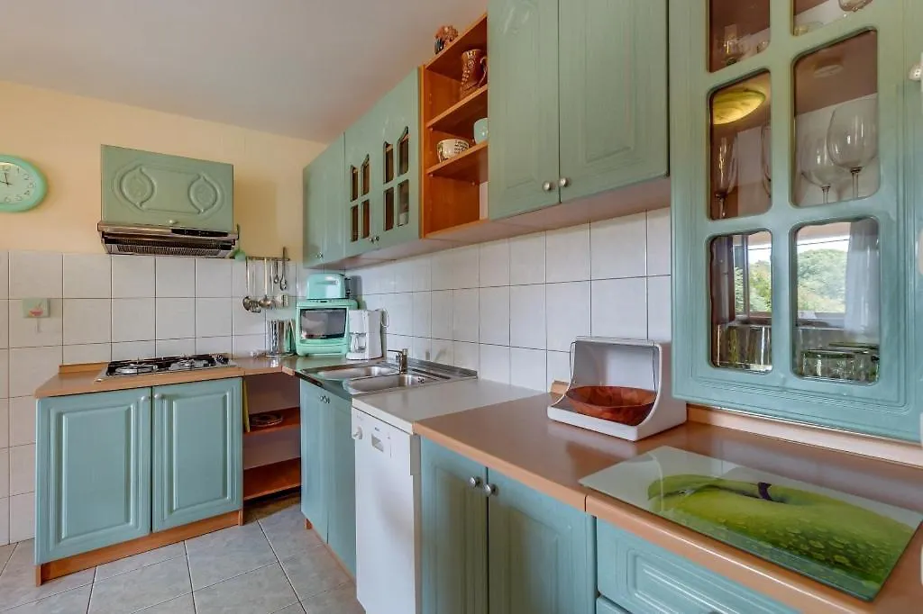 Apartment 4827-2 For 4 Pers In Nerezine Croatia