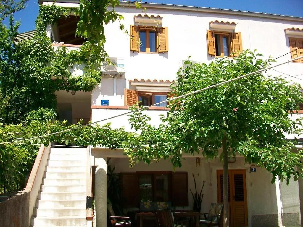 Apartment 4827-2 For 4 Pers In Nerezine Croatia